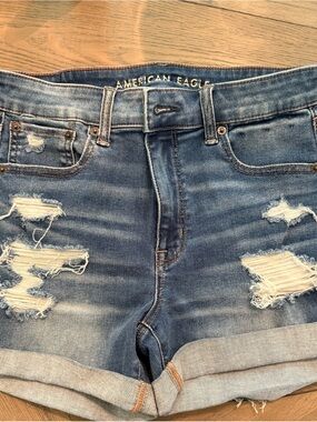 Women’s American Eagle "Ne(x)t Level" Stretch Denim Shorts – Like New!